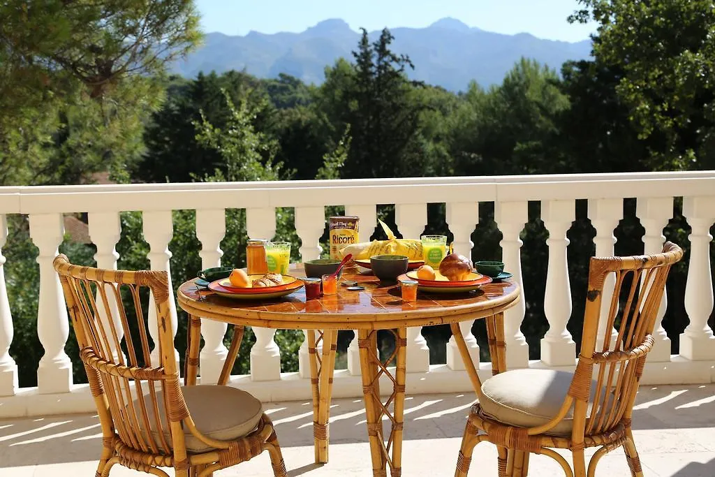 Guest house La Tour Aux 7 Fenetres Hotel Aubagne