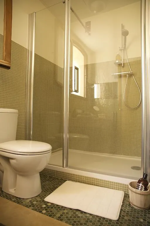 La Tour Aux 7 Fenetres Hotel Aubagne